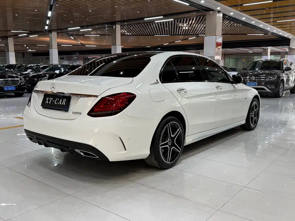 Mercedes-Benz C-Class 2020 — фото 7