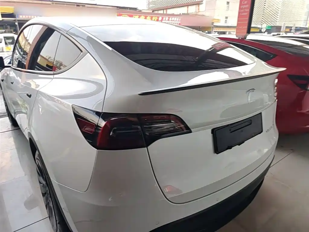 Tesla Model Y 2022 — фото 5