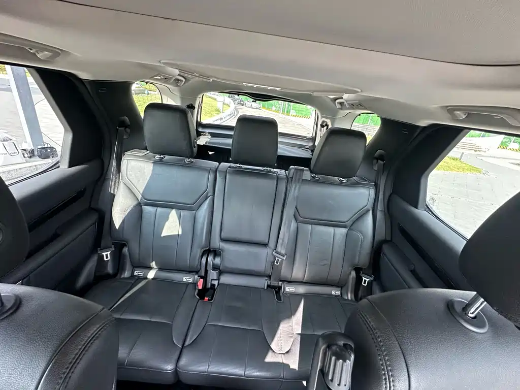 Land Rover Discovery 2020 — фото 24