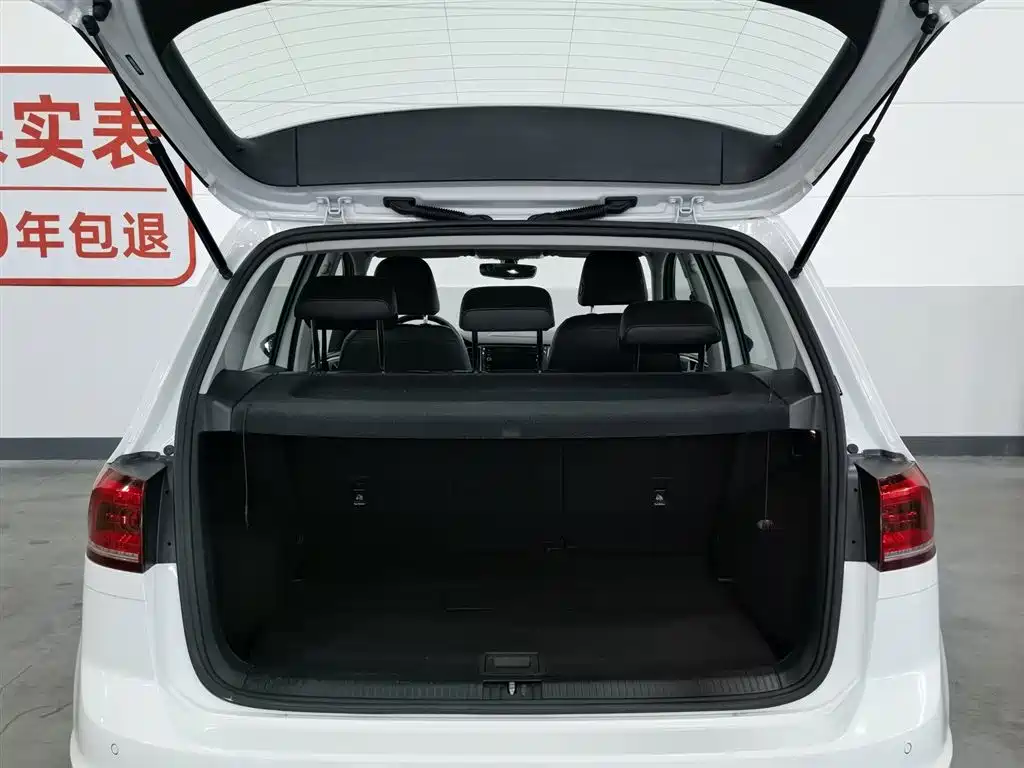 Volkswagen Golf Sportsvan 2018 — фото 16
