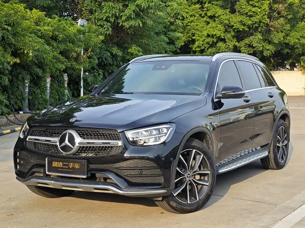 Mercedes-Benz GLC 2022 — фото 1