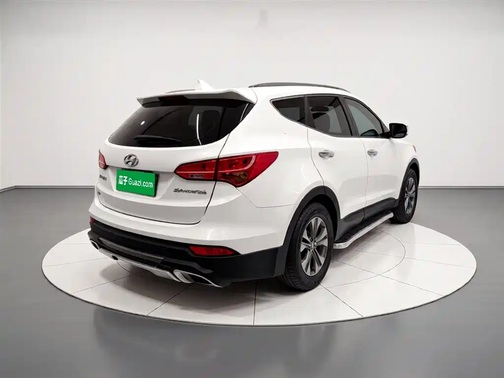 Hyundai Santa Fe 2015 — фото 6