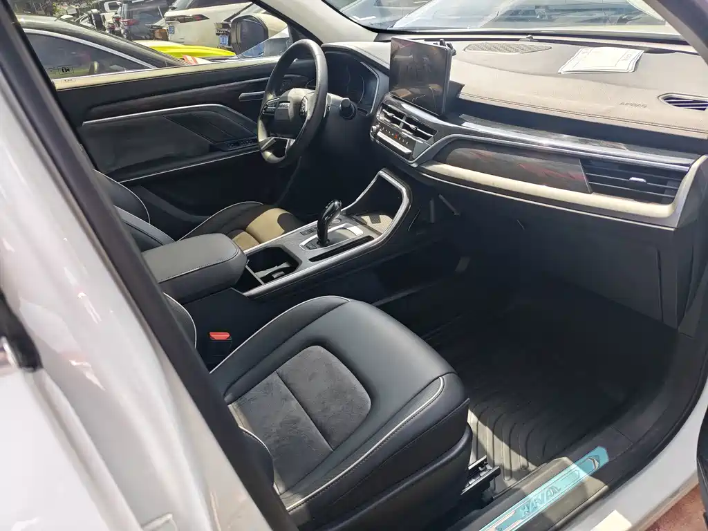 Haval H6 2023 — фото 13