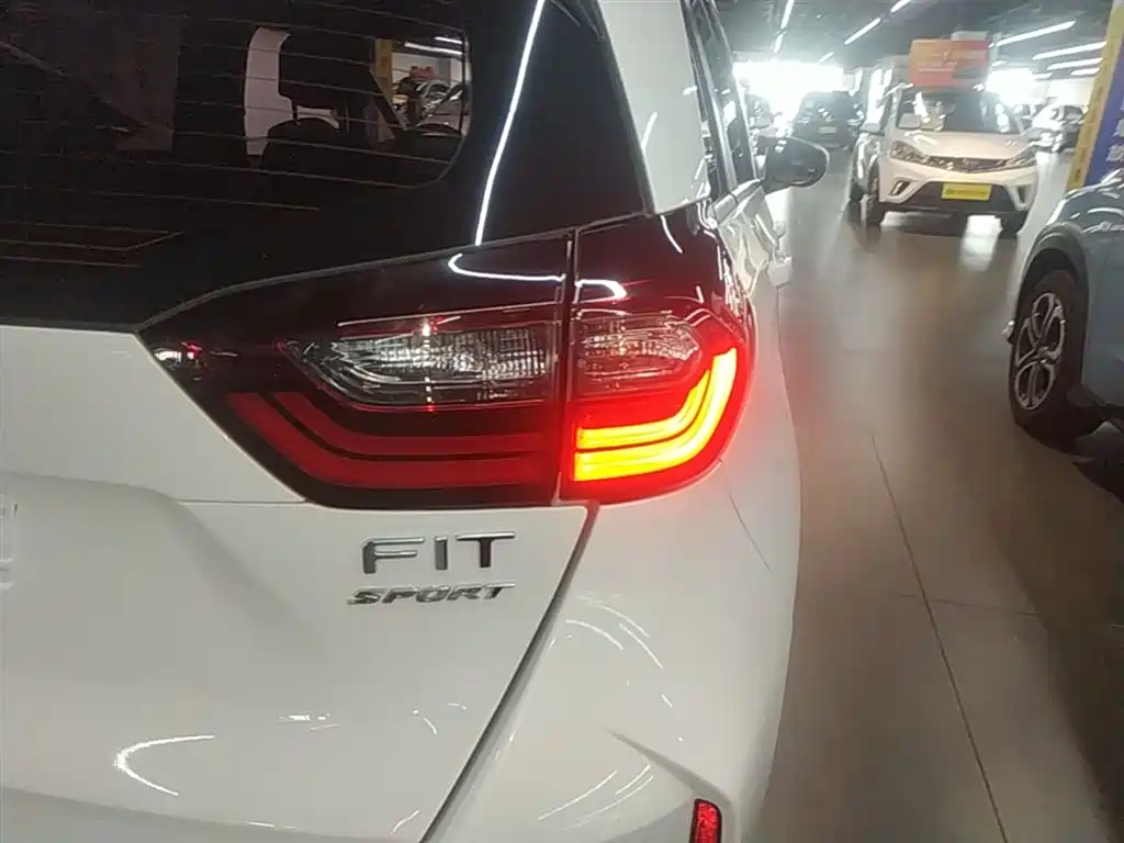 Honda Fit 2021 — фото 8