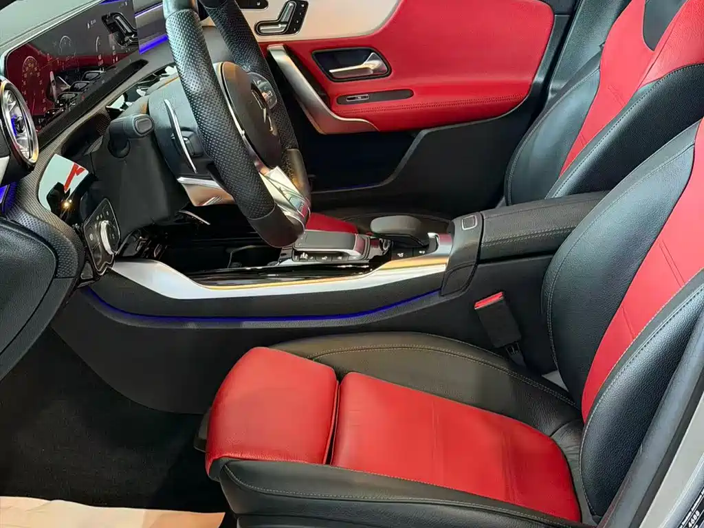 Mercedes-Benz A-Class AMG 2023 — фото 7