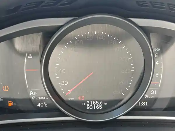 Volvo V40 2017