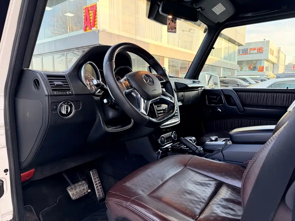 Mercedes-Benz G-Class AMG 2015 — фото 8