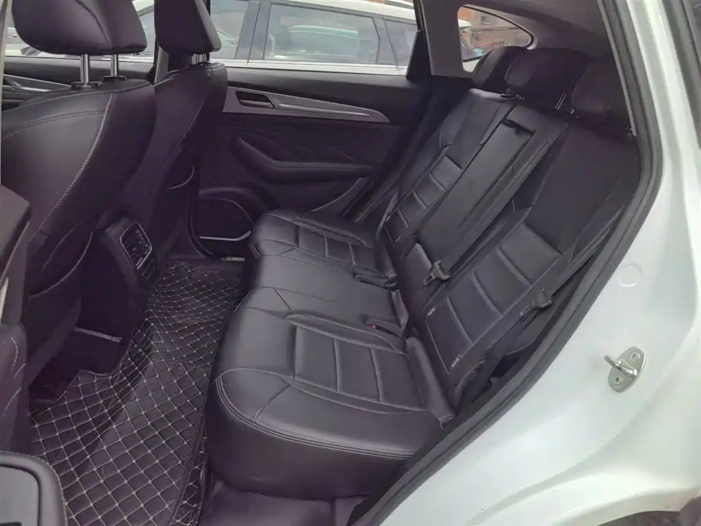Haval F7 2020 — фото 17