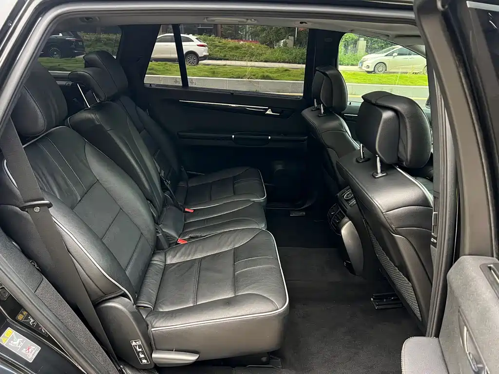 Mercedes-Benz R-Class 2017 — фото 13