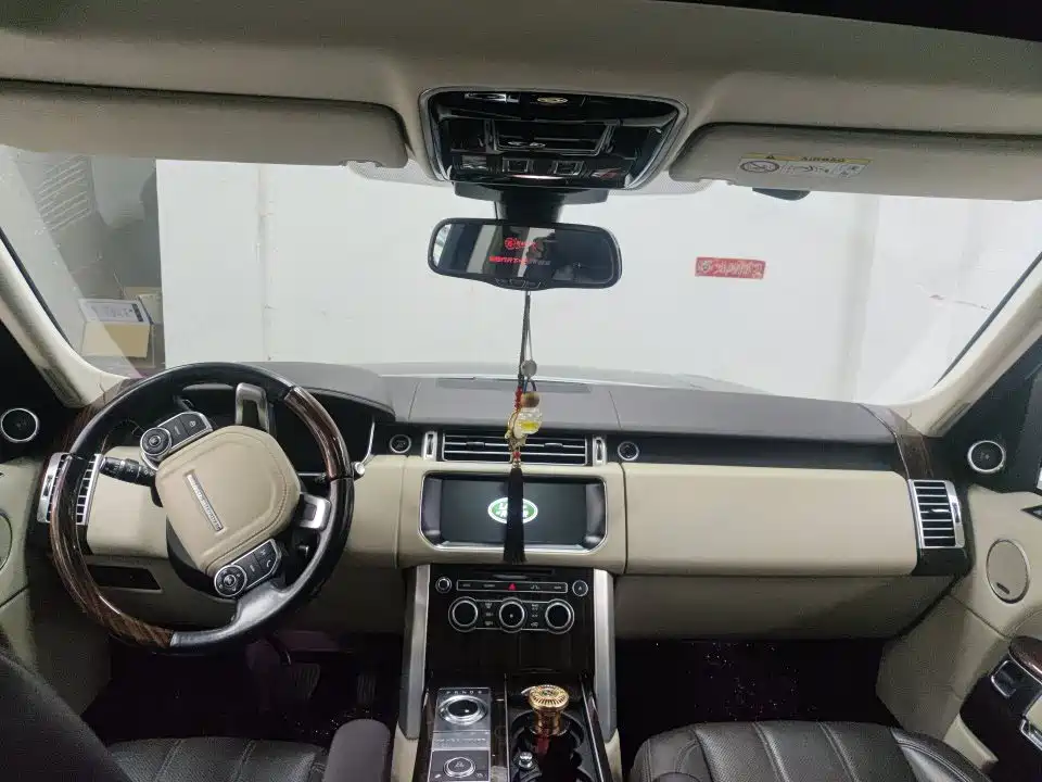 Land Rover Range Rover 2017 — фото 13