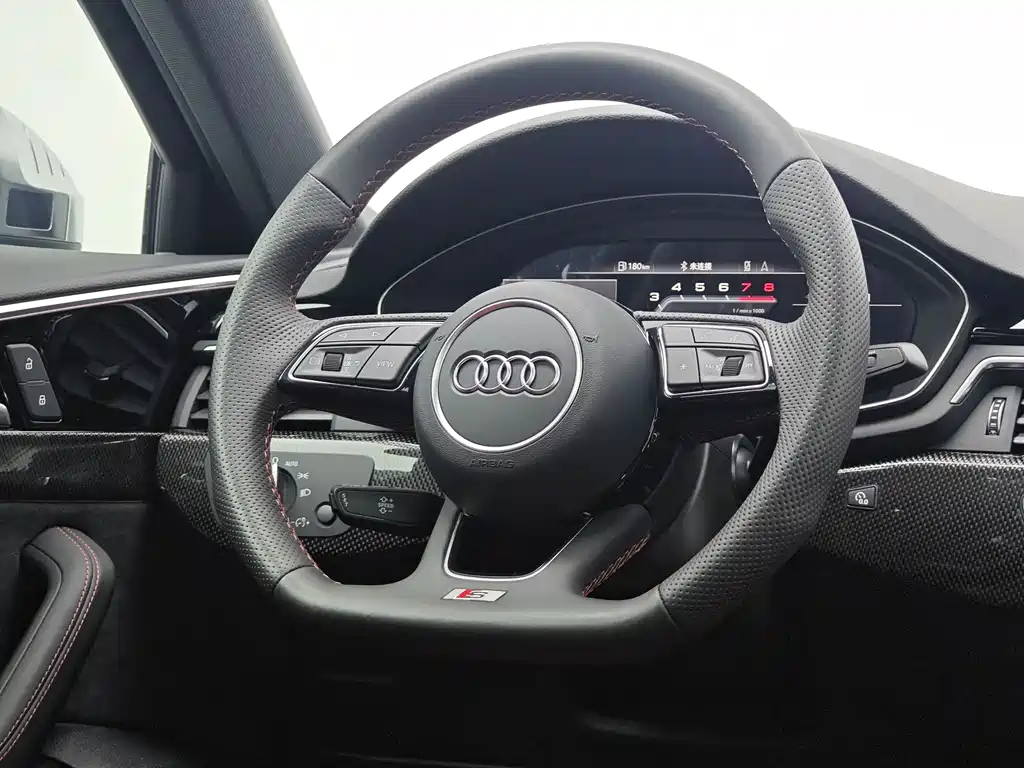 Audi S4 2023 — фото 10