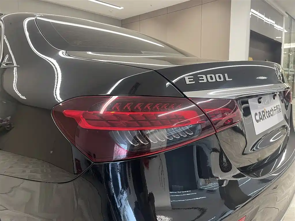 Mercedes-Benz E-Class 2021 — фото 10