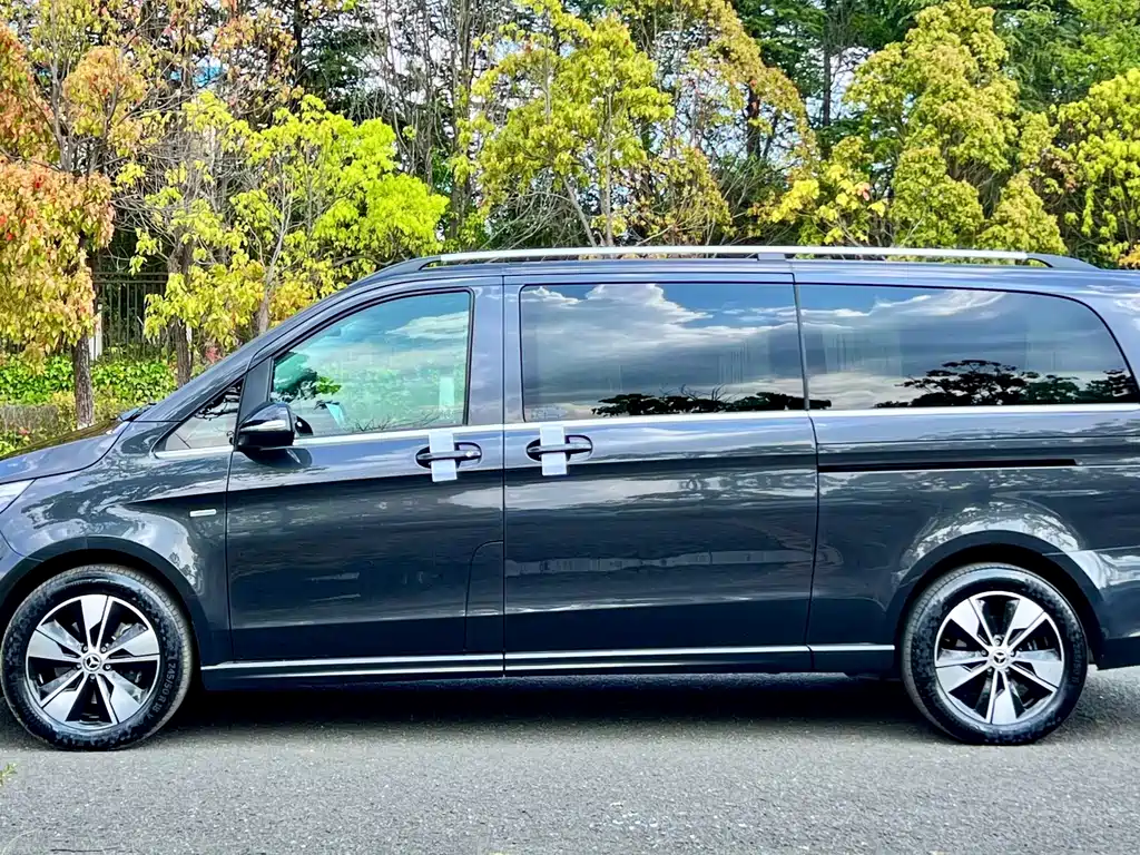 Mercedes-Benz V-Class 2020 — фото 4