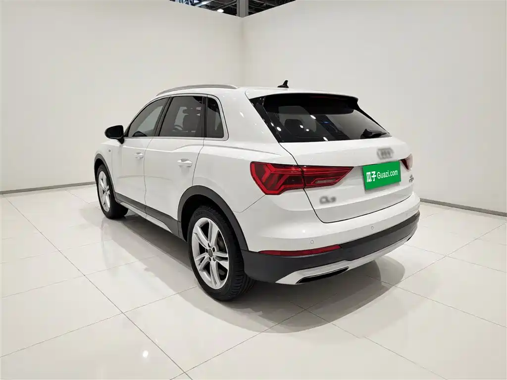 Audi Q3 2020 — фото 4