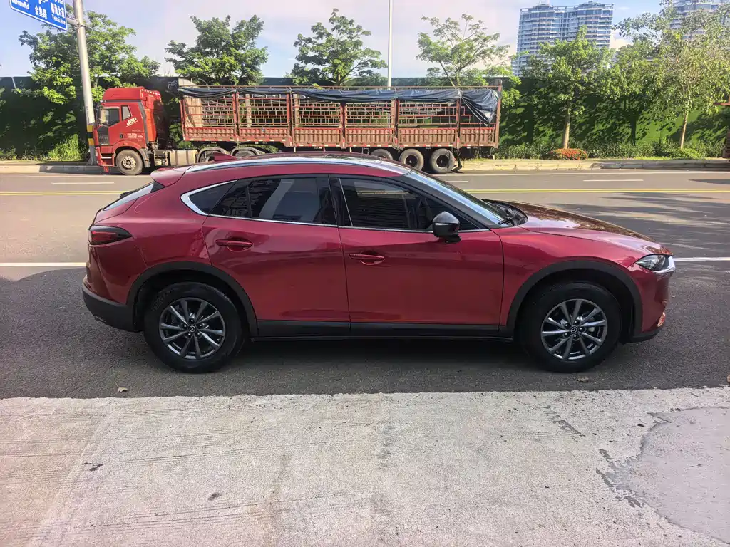 Mazda CX-4 2022