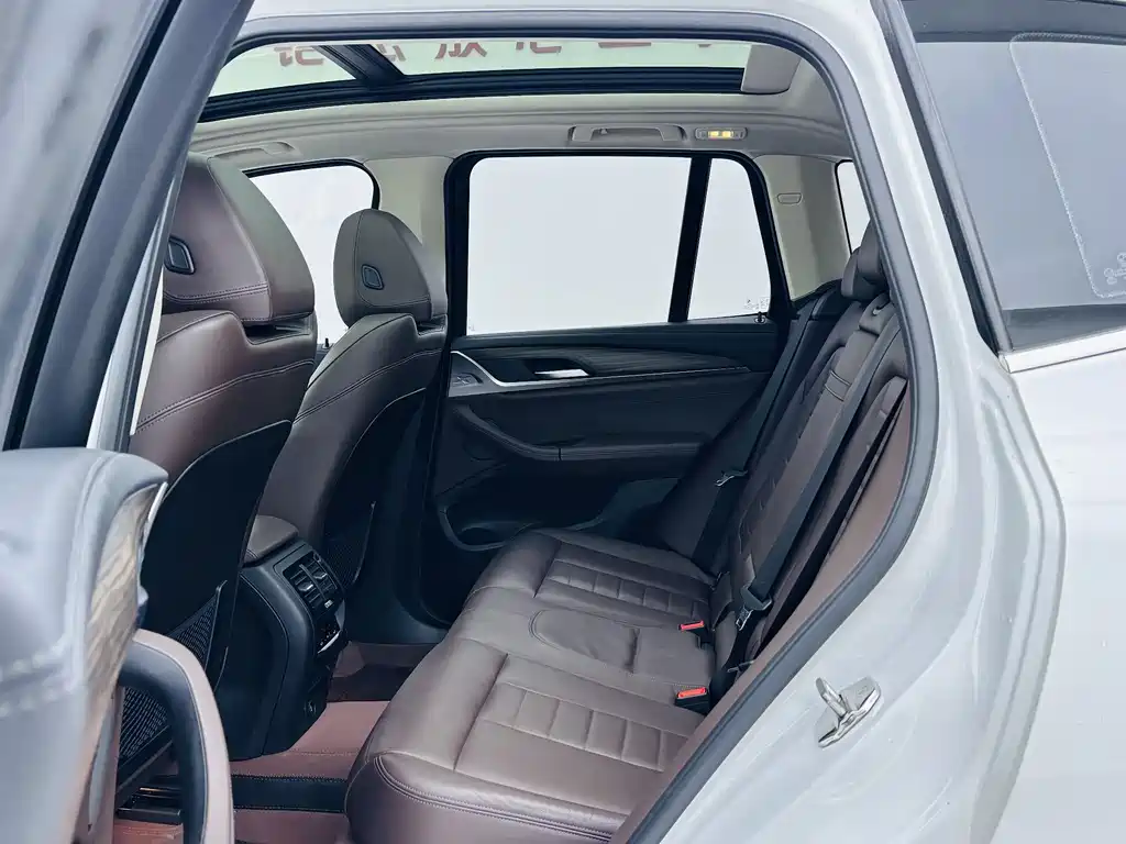 BMW X3 2019 — фото 15