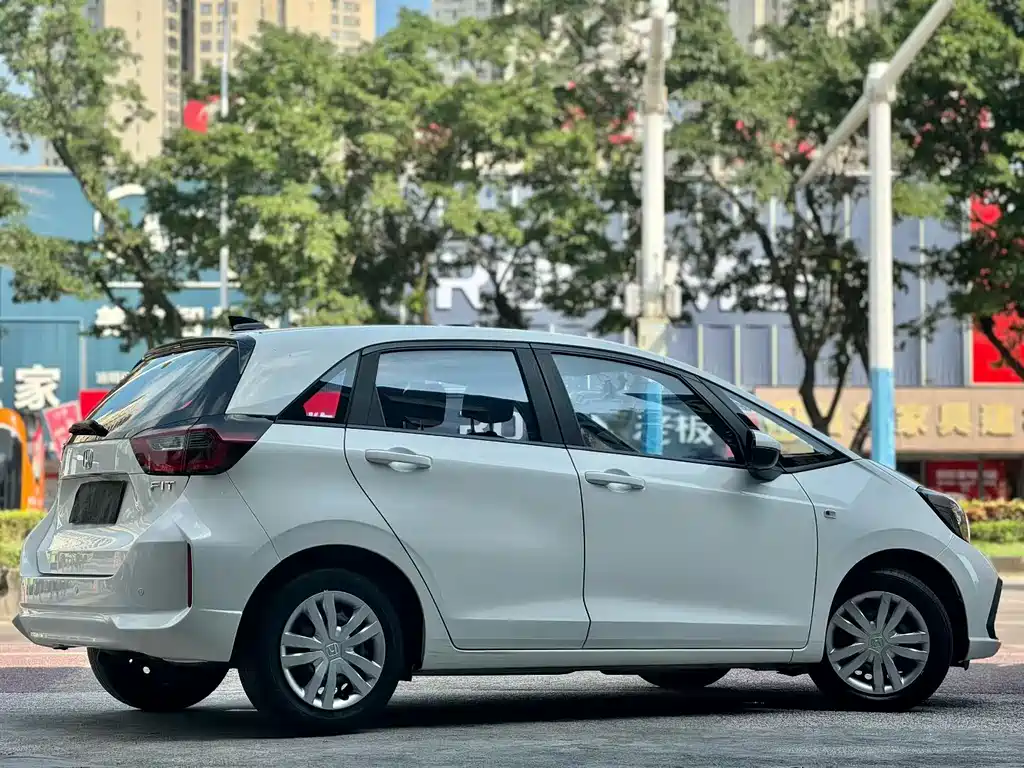 Honda Fit 2022 — фото 9