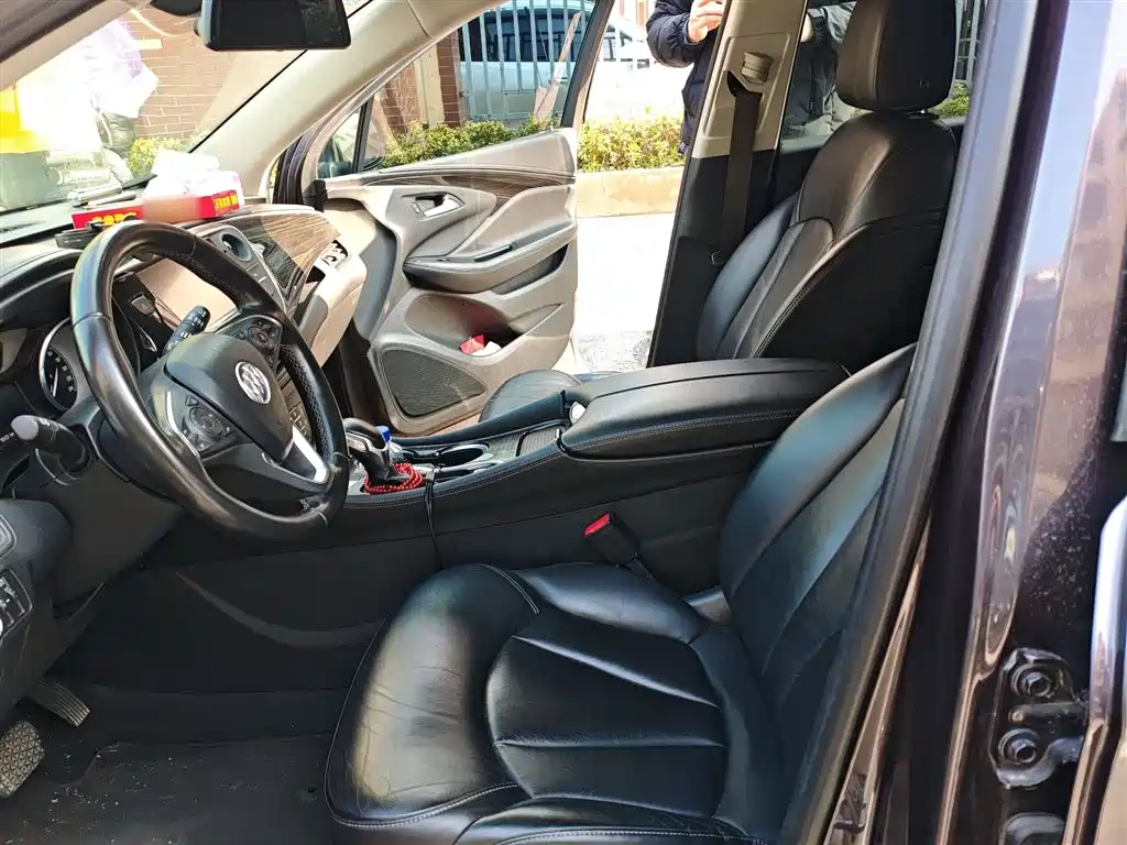Buick Envision Plus 2018 — фото 8