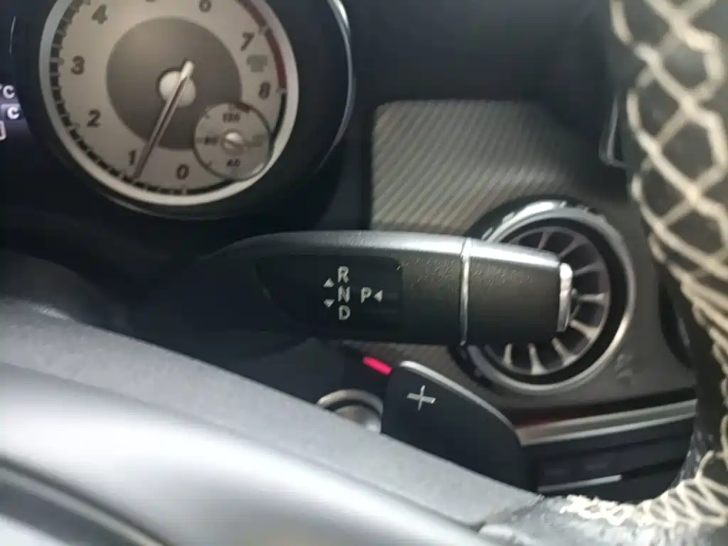 Mercedes-Benz GLA 2017 — фото 14