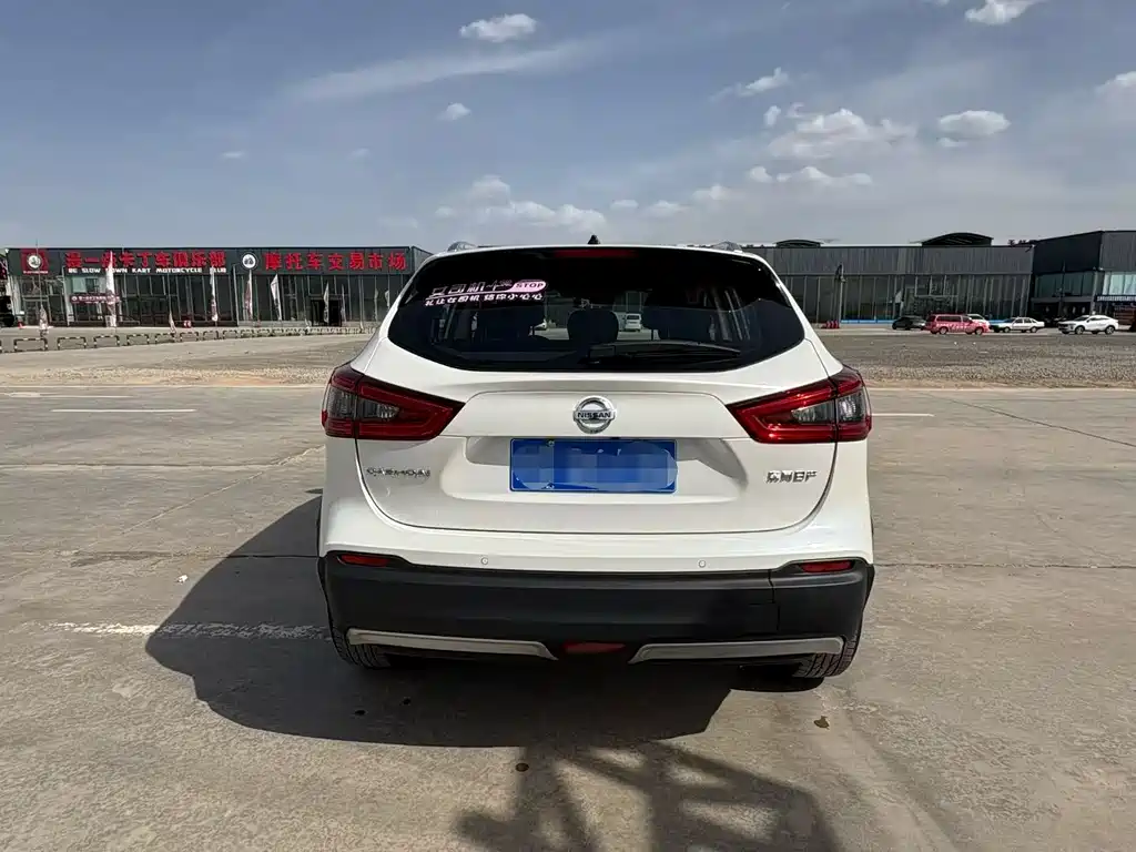Nissan Qashqai 2022 — фото 5