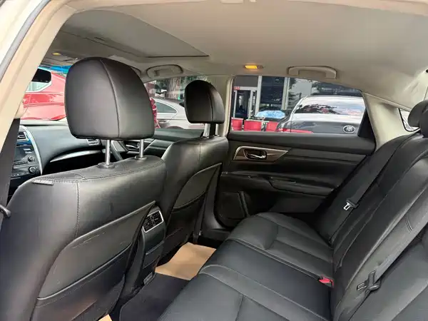 Nissan Teana 2014