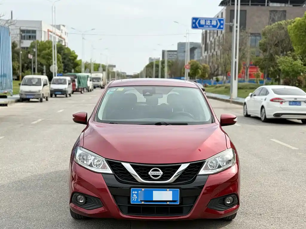 Nissan Tiida 2018 — фото 2