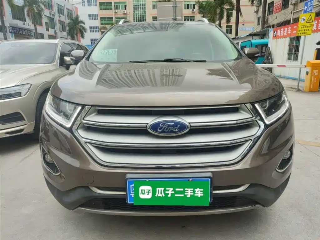 Ford Edge 2018 — фото 3