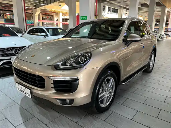 Porsche Cayenne 2016