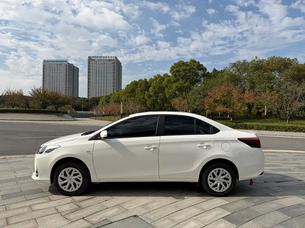 Toyota Vios 2020 — фото 5
