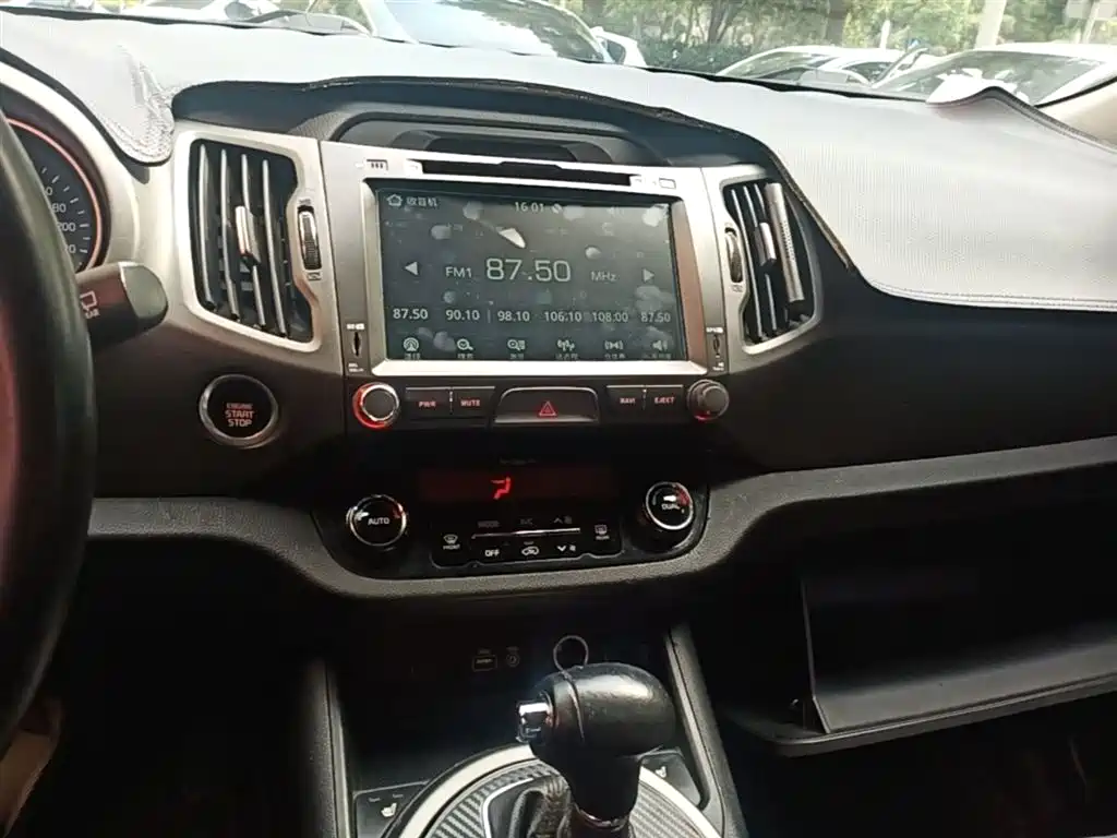 Kia Sportage 2016 — фото 13