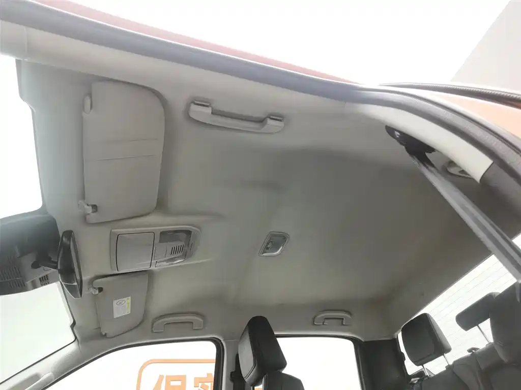 Isuzu D-MAX 2023 — фото 14