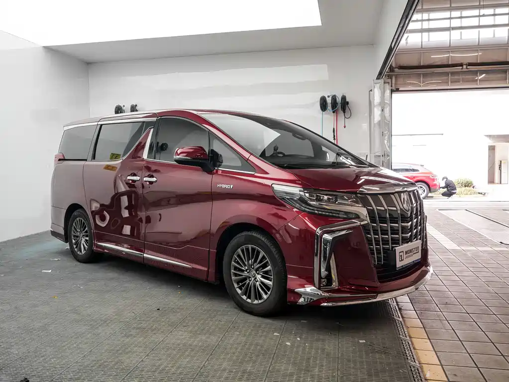 Toyota Alphard 2019 — фото 1