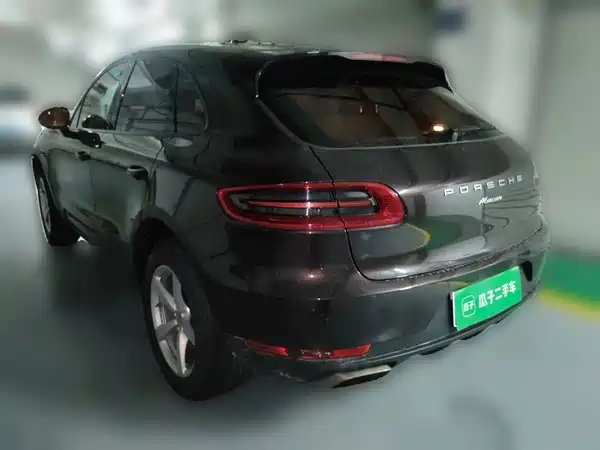 Porsche Macan 2016