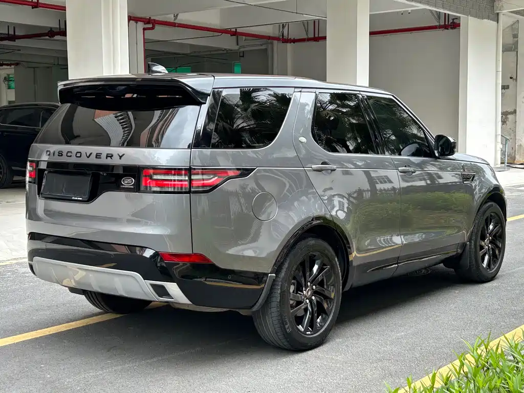 Land Rover Discovery 2019 — фото 7