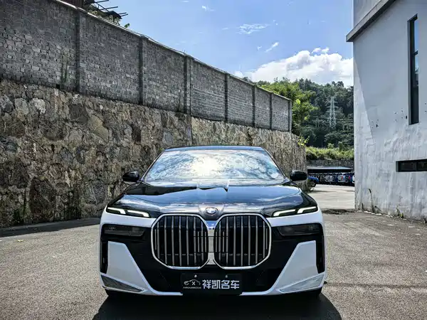 BMW 7 Series 2023