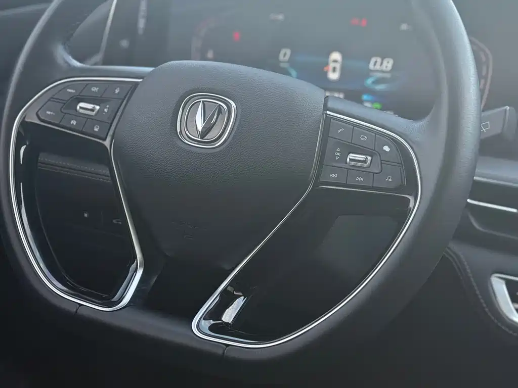 Changan CS75 PLUS 2021 — фото 10