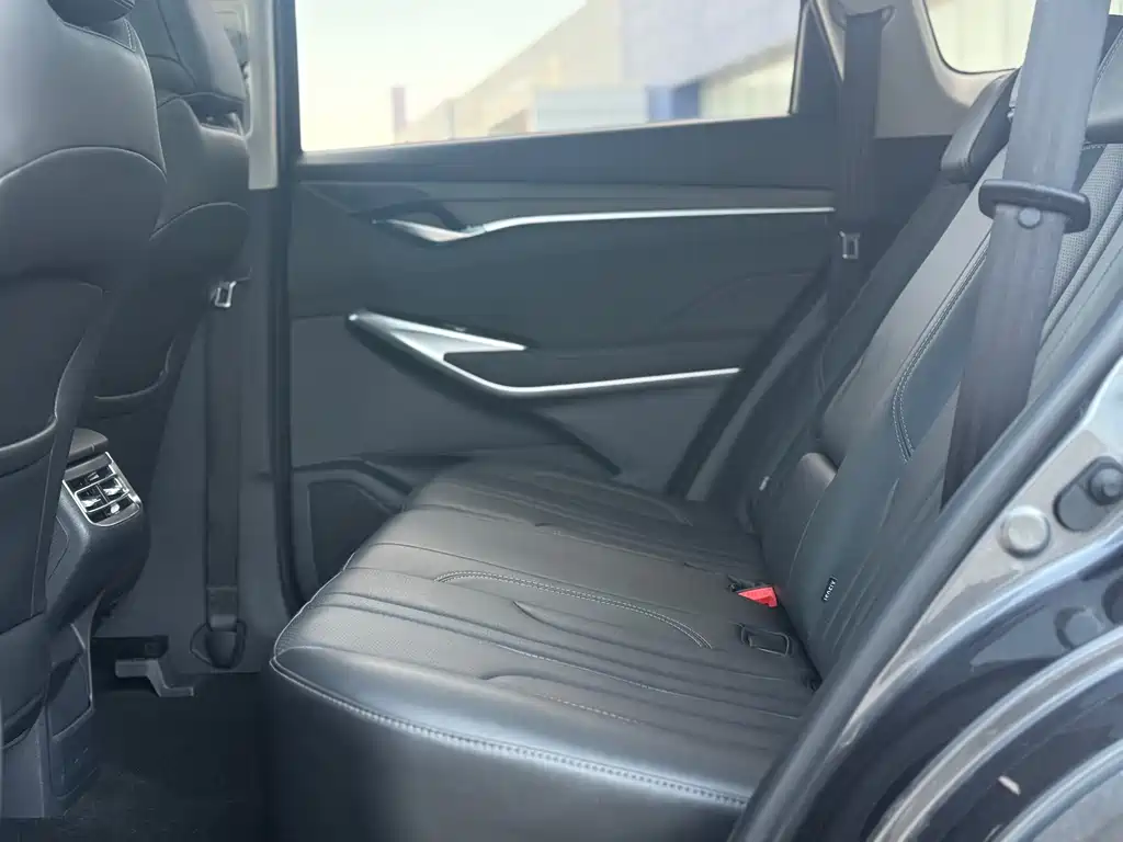 Changan CS75 PLUS 2021 — фото 11