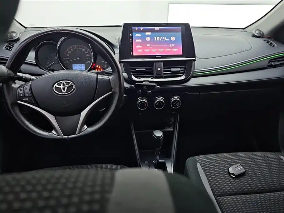 Toyota Vios 2023 — фото 12