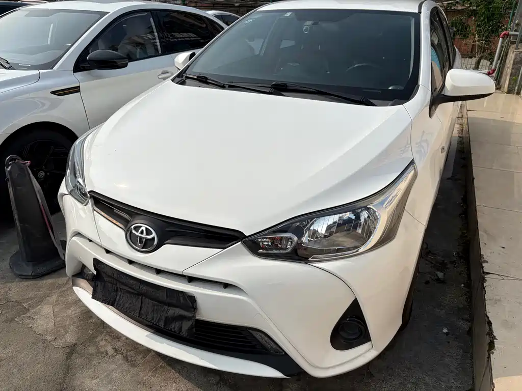 Toyota Yaris L 2019