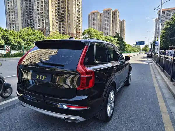 Volvo XC90 2019