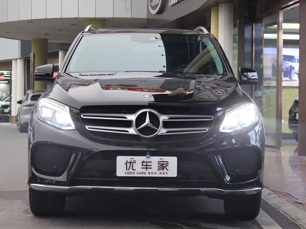 Mercedes-Benz GLE 2018 — фото 2