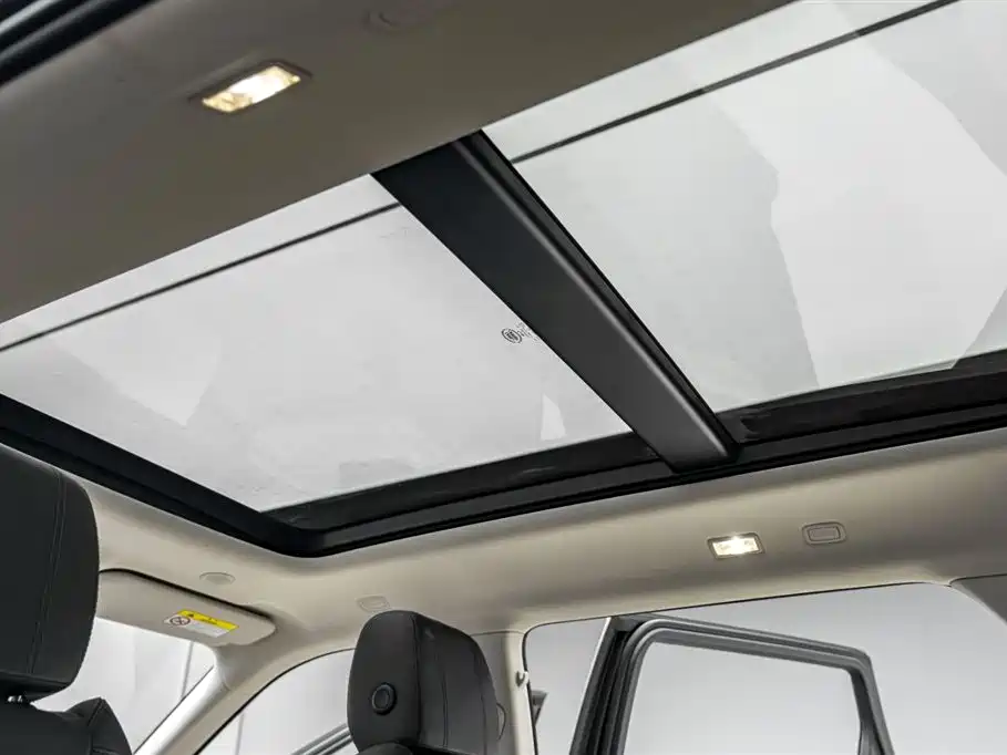 Land Rover Evoque 2022 — фото 28