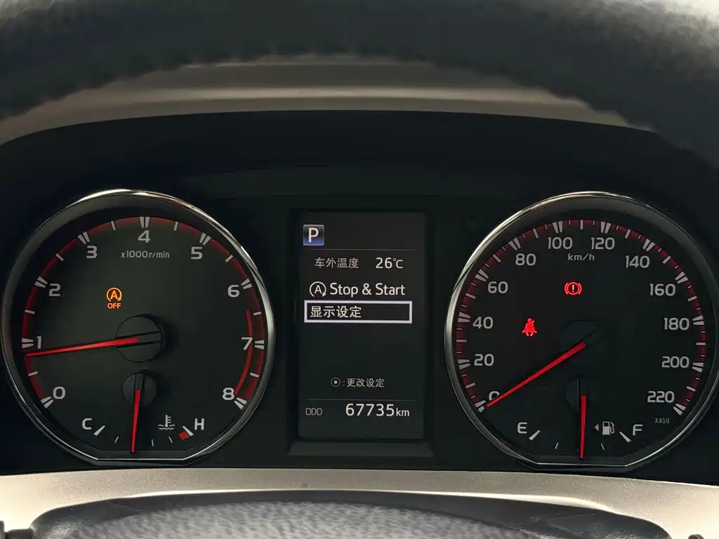 Toyota RAV4 2017 — фото 12