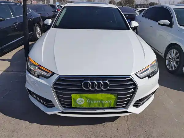 Audi A4L 2019