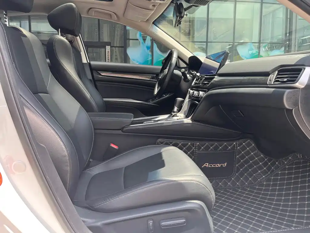 Honda Accord 2021 — фото 10