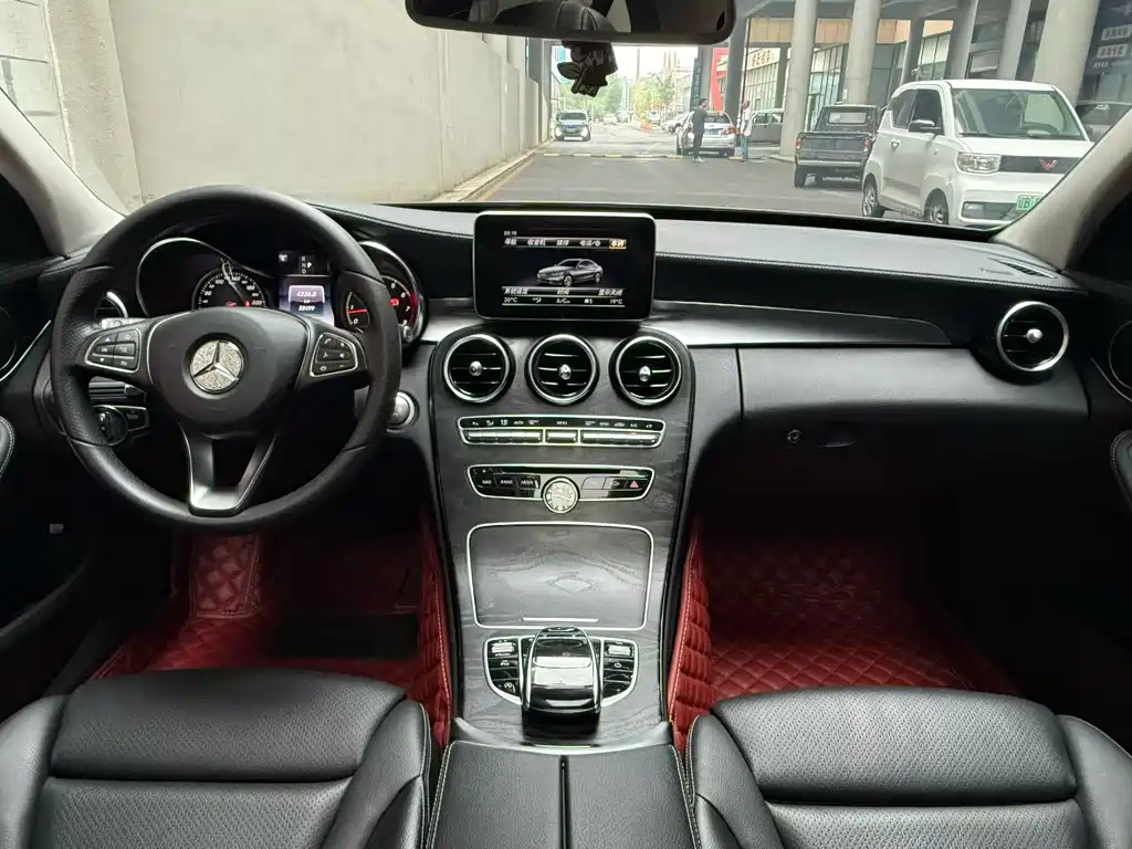 Mercedes-Benz C-Class 2018