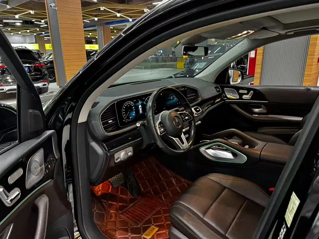 Mercedes-Benz GLE 2019 — фото 2