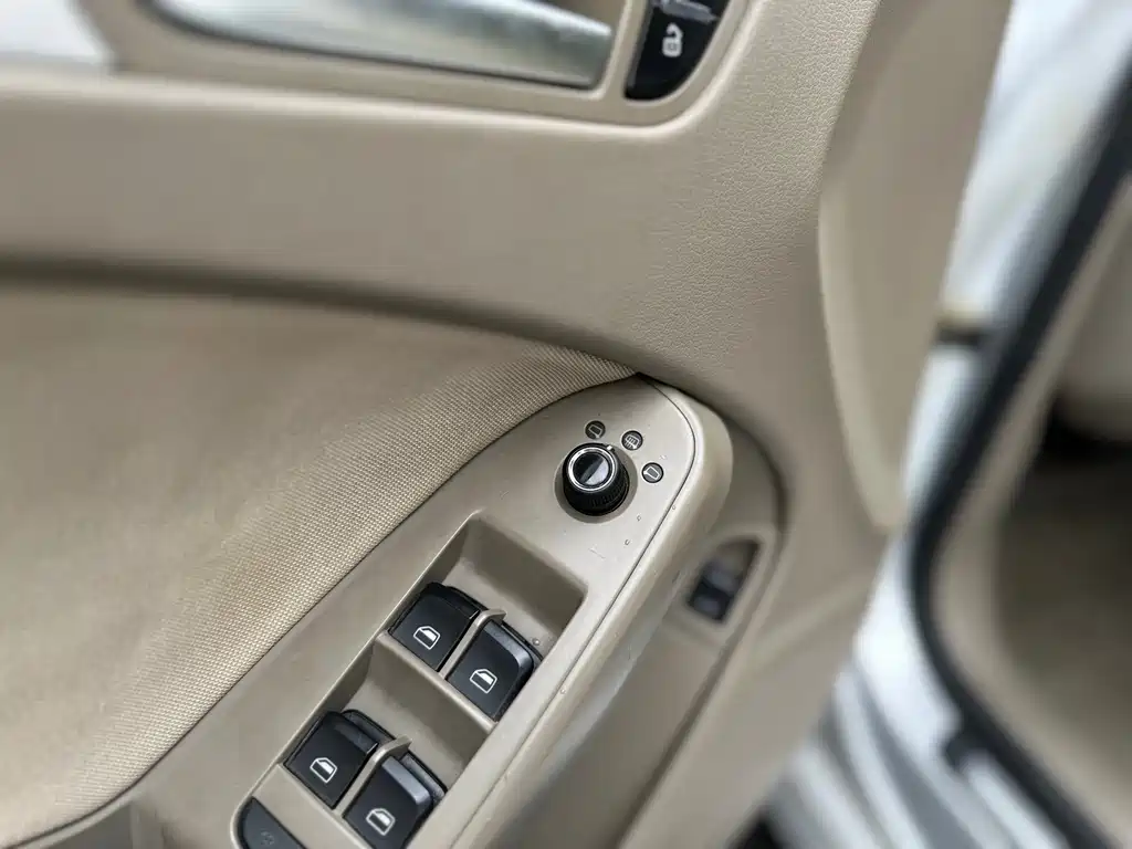 Audi A4L 2011