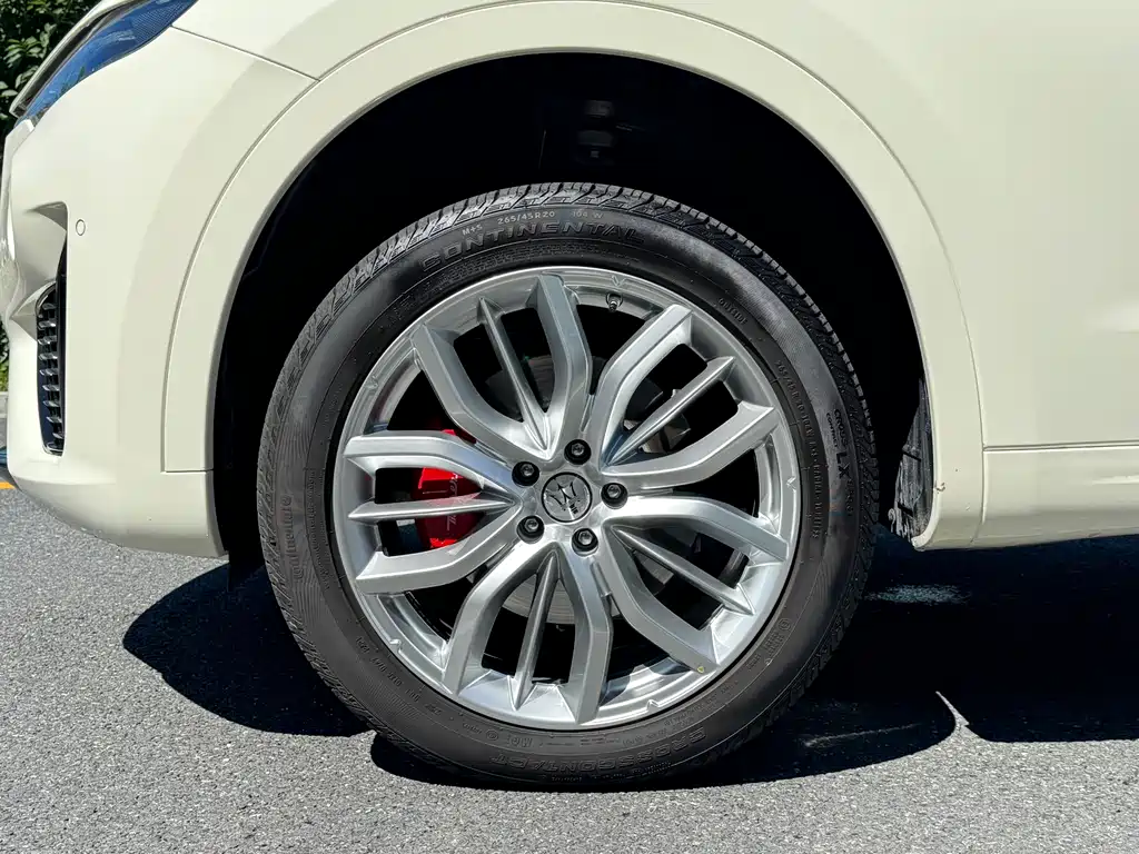 Maserati Levante 2022 — фото 13