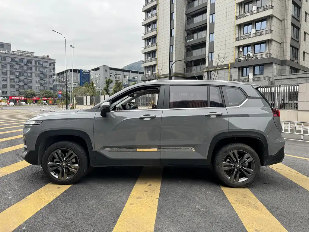 Baojun RS-5 2020 — фото 4